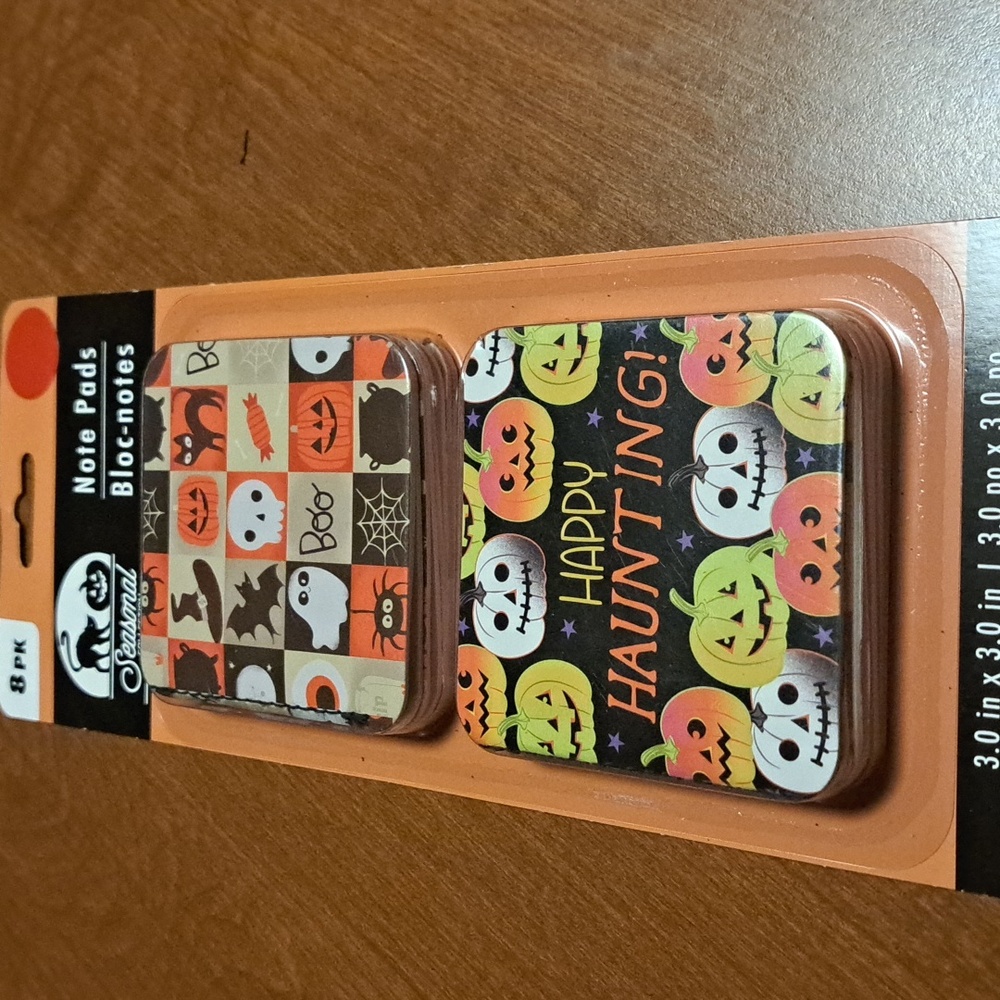 Halloween Note Pads - 8 Pack/ BUNDLE ONLY